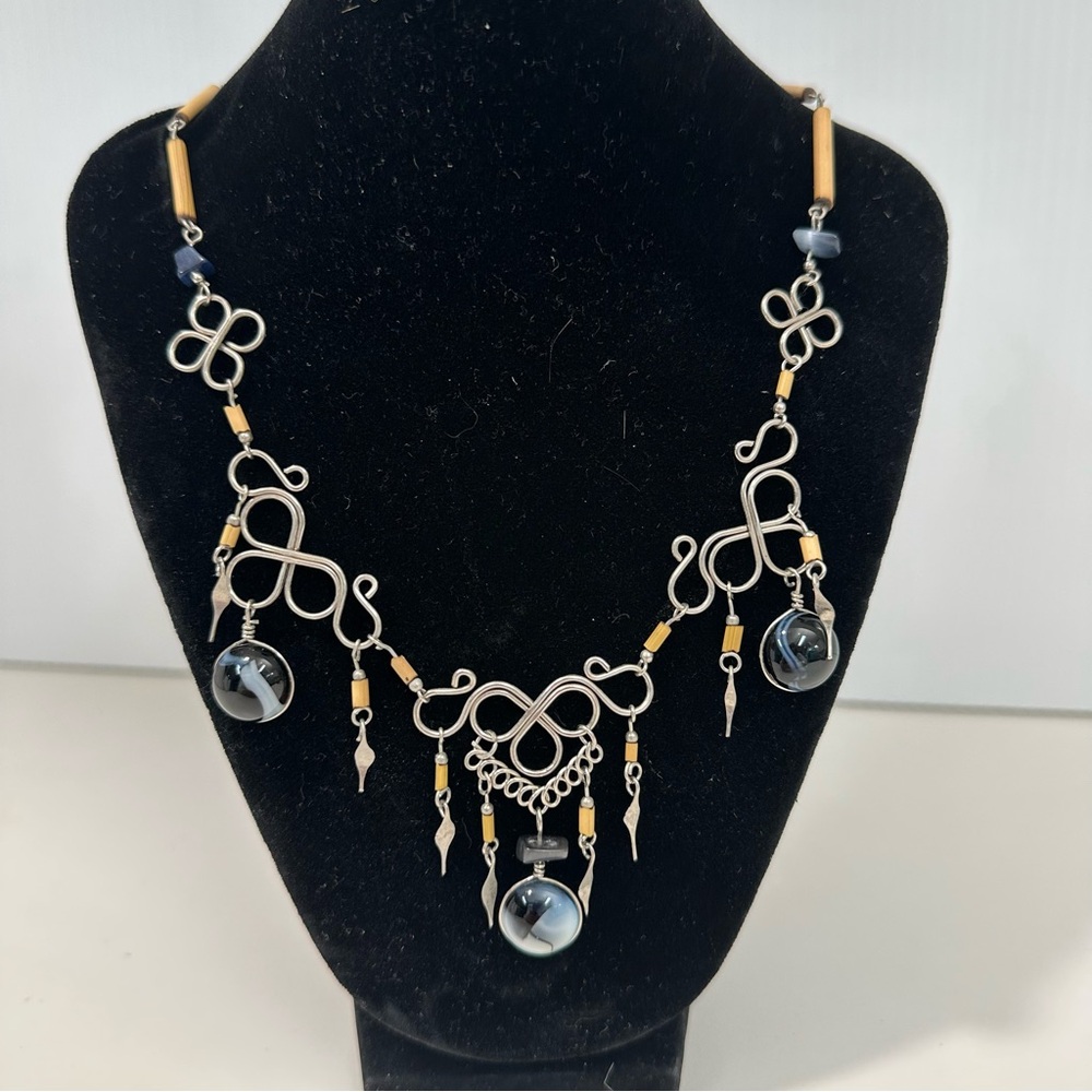 VINTAGE WOODEN BEAD & Silver Gem CHAIN NECKLACE/EARRINGS SET BOHO CHIC 1…